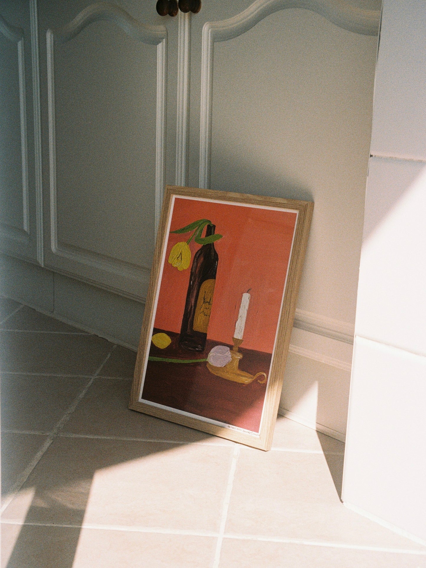 Velas, vinho e flores Fine Art Print